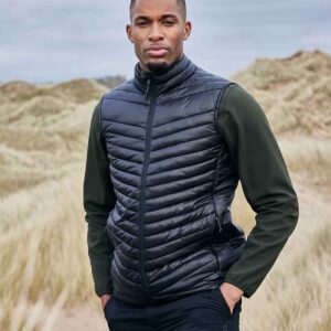 CR31120BLK20MODEL20120HERO.jpg