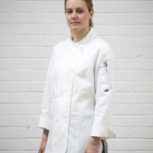 DE00520WHI20MODEL20120HERO.jpg